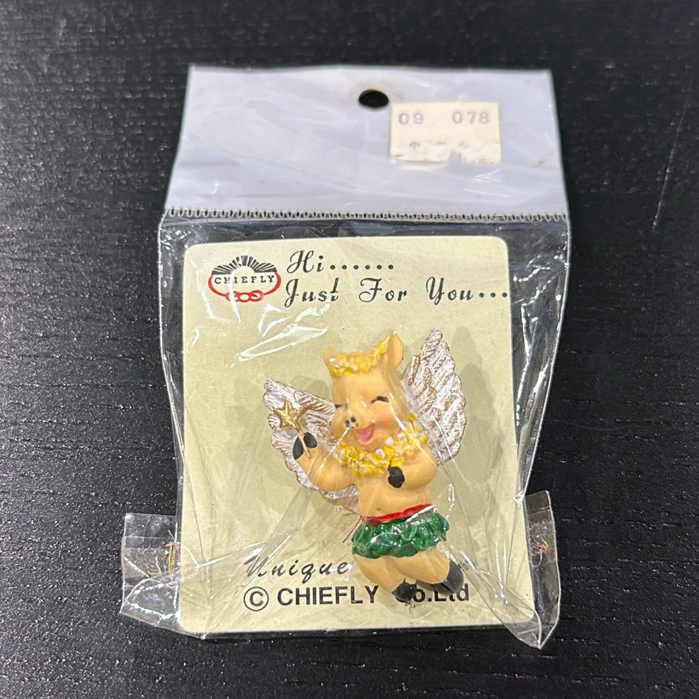 Pig Hula Angel Pin